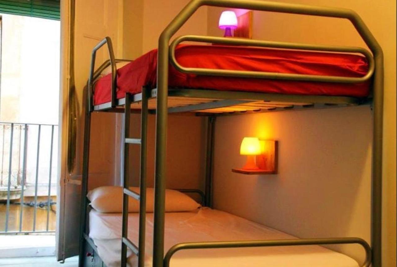 La Nau Rooms Tarragona Esterno foto